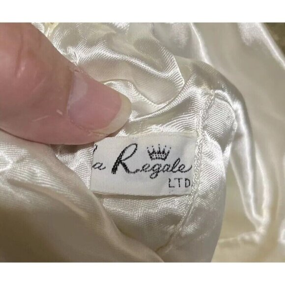 La Regale White Evening Bag Purse Vintage Beaded White Gold Tone Chain Clutch​ - Picture 5 of 9